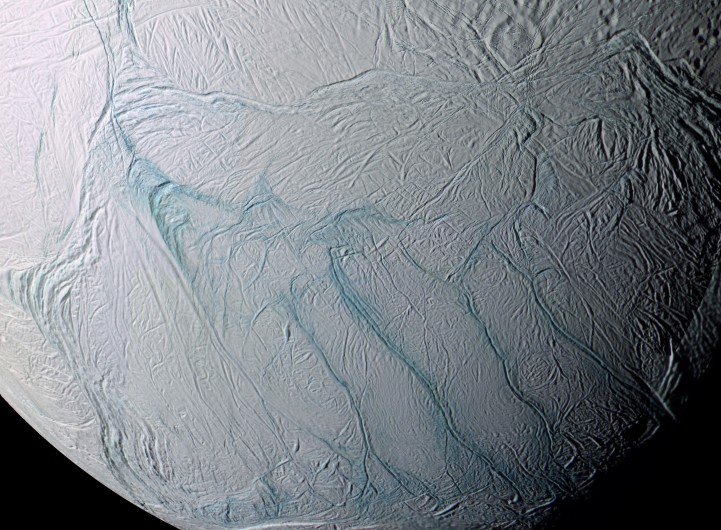 /dateien/gw23226,1142000791,enceladus cassini PIA07800c16
