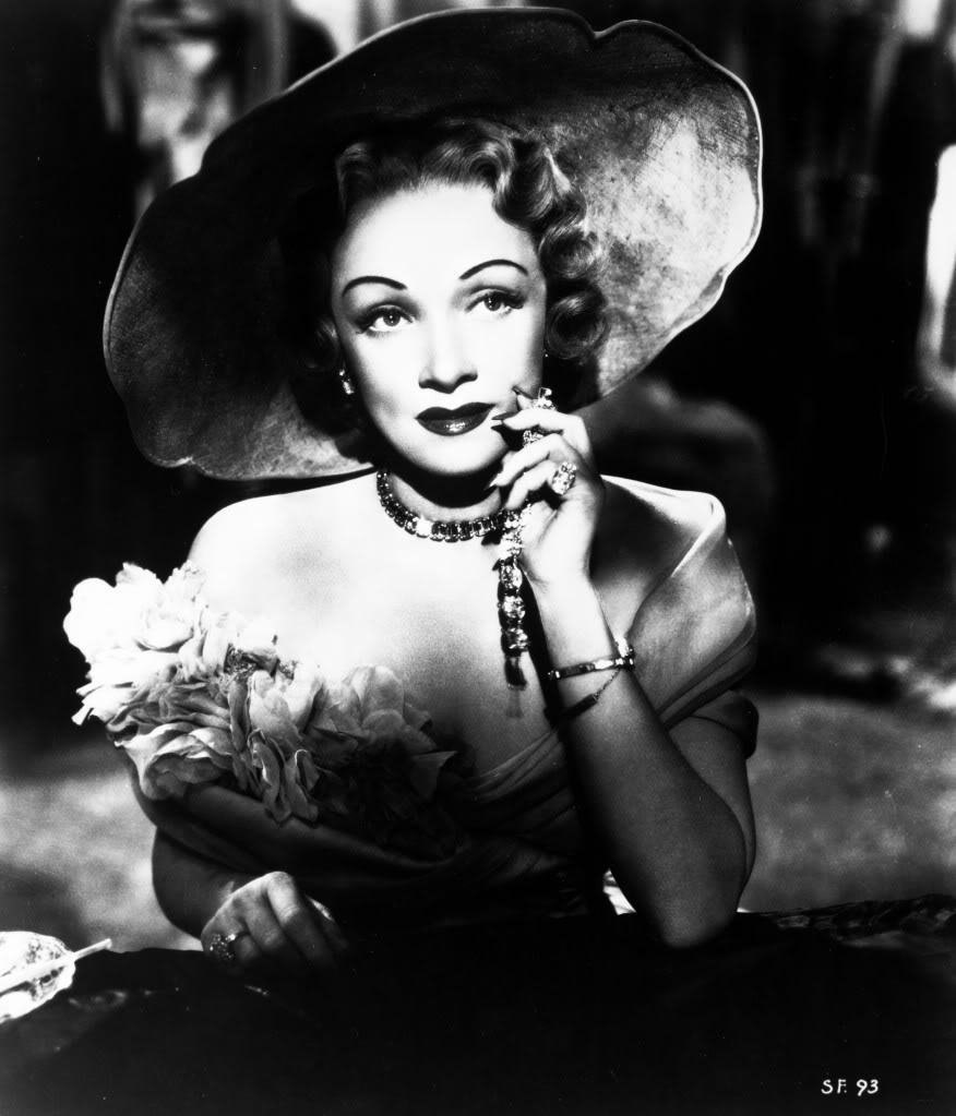 /dateien/np67090,1289683568,Marlene Dietrich