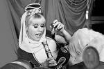 /dateien/rs37987,1241004351,Sue-Anne-Webster-as-Jeannie-i-dream-of-jeannie-3291663-2000-1337