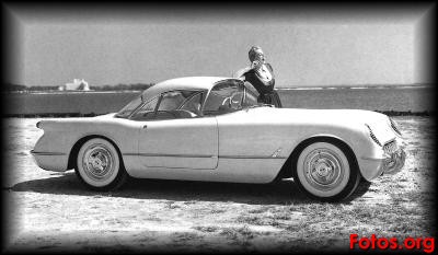 /dateien/uh59733,1263830537,1954 Chevrolet Motorama Corvette Hardtop Convertible Coupe f3q B W