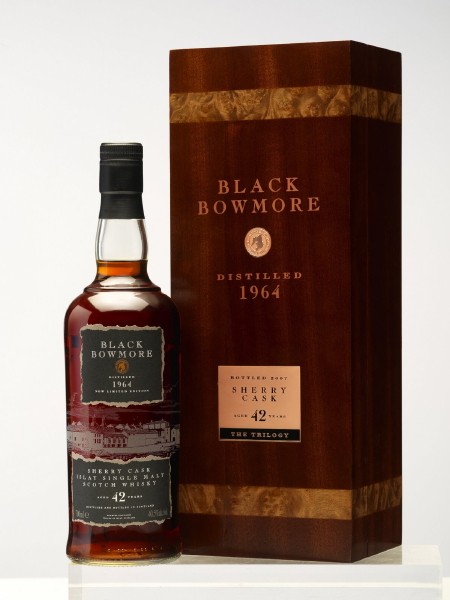 /dateien/uh60141,1265324316,black bowmore 42 jahre alter whisky