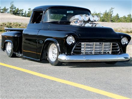 /dateien/vo51414,1269708322,0810st 01 z1956 chevy stepsidefront view