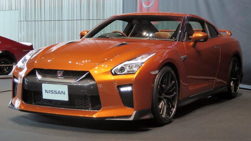 1200px-Nissan GT-R MY2017 1 cropped