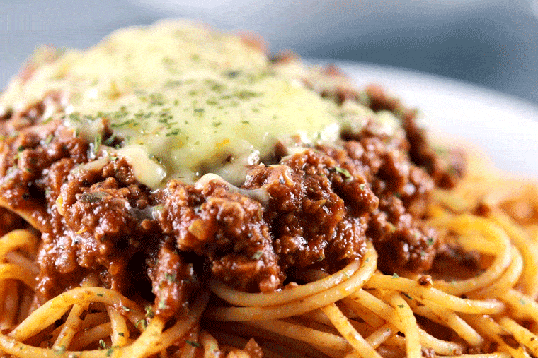 Spaghetti-Bolognese- -Scrambled-Chefs-1