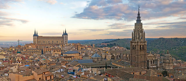 640px-Toledo Skyline Panorama Spain - De