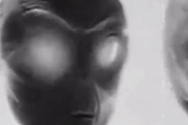 New-alien-photo-emerges-of-Area-51
