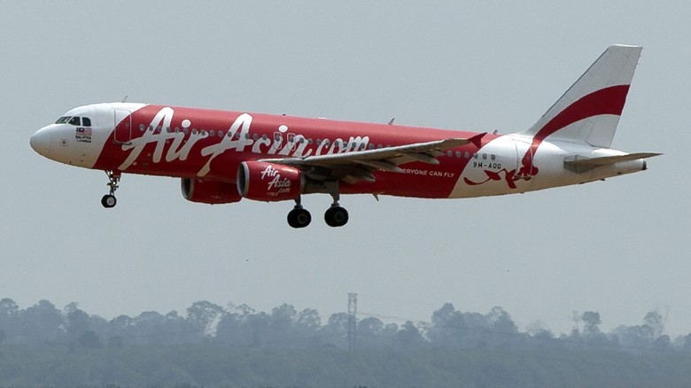 Air-Asia-confirms-Singapore-bound-airpla