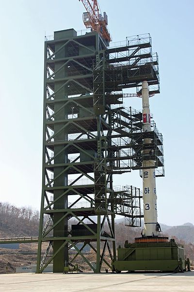 400px North Korean Unha 3 rocket at laun