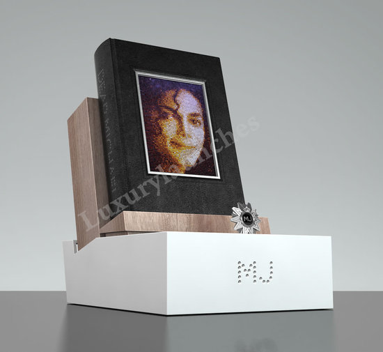 UhCFcK Michael-Jackson-Book-Monument-1-t