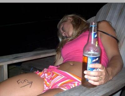 tXkb3Uw_frauen_alkohol.jpg