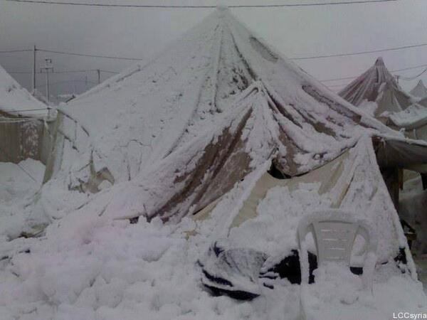 Syria-Snowy-Covered-Tents