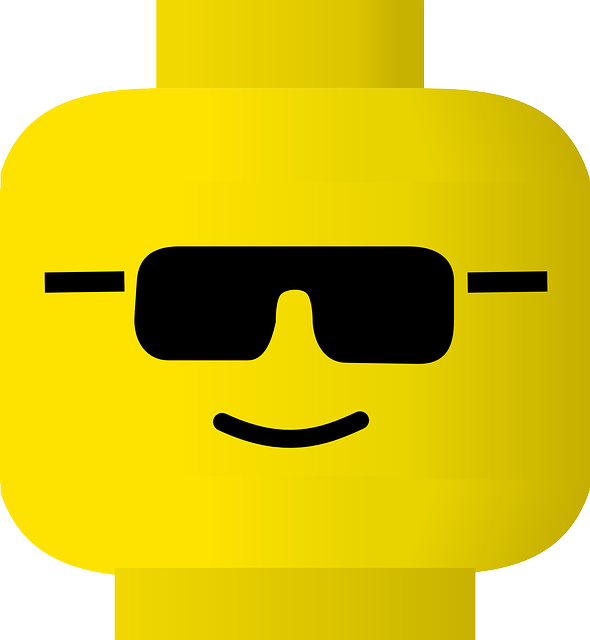 head-man-face-sunglasses-smiley-toy-cool