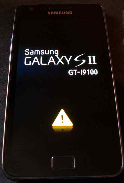 remove-yellow-triangle-on-galaxy-s2