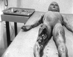 alien-autopsy-shrunk