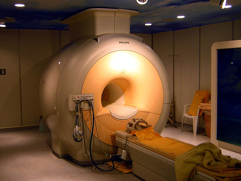 800px-Modern 3T MRI