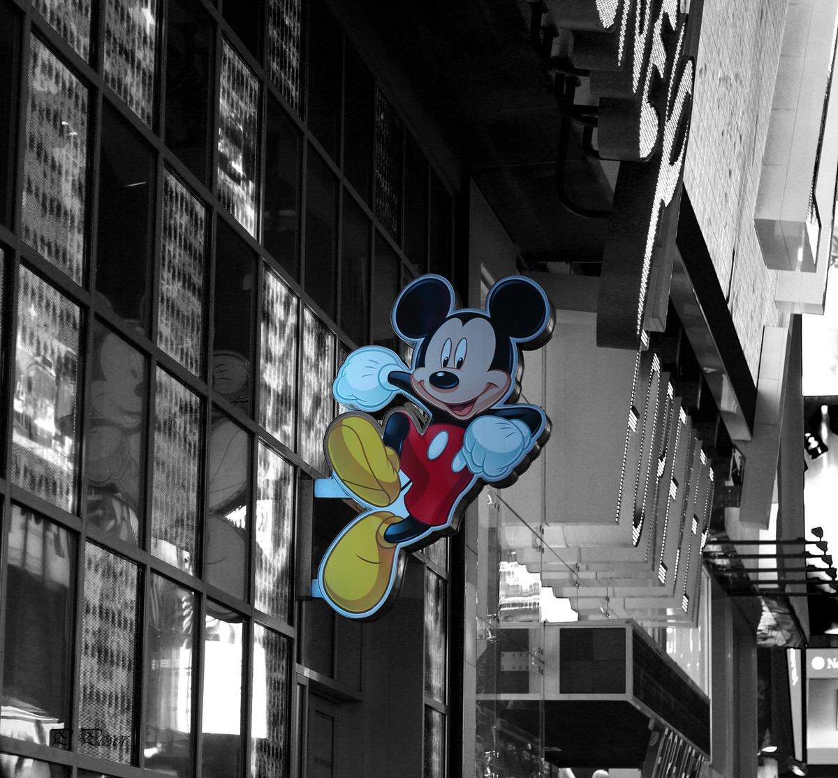 797f9f Mickey