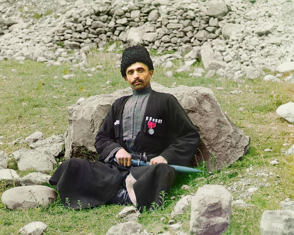 959px-Sunni Muslim man wearing tradition