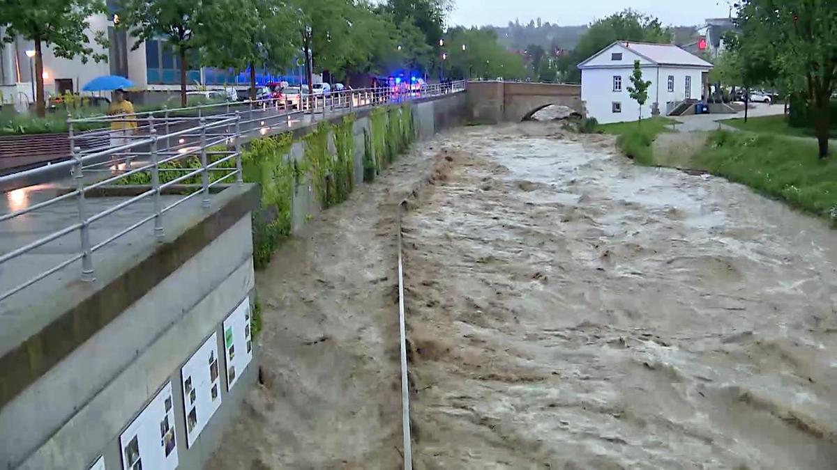 Hochwasser in SchwC3A4bisch GmC3BCnd am 