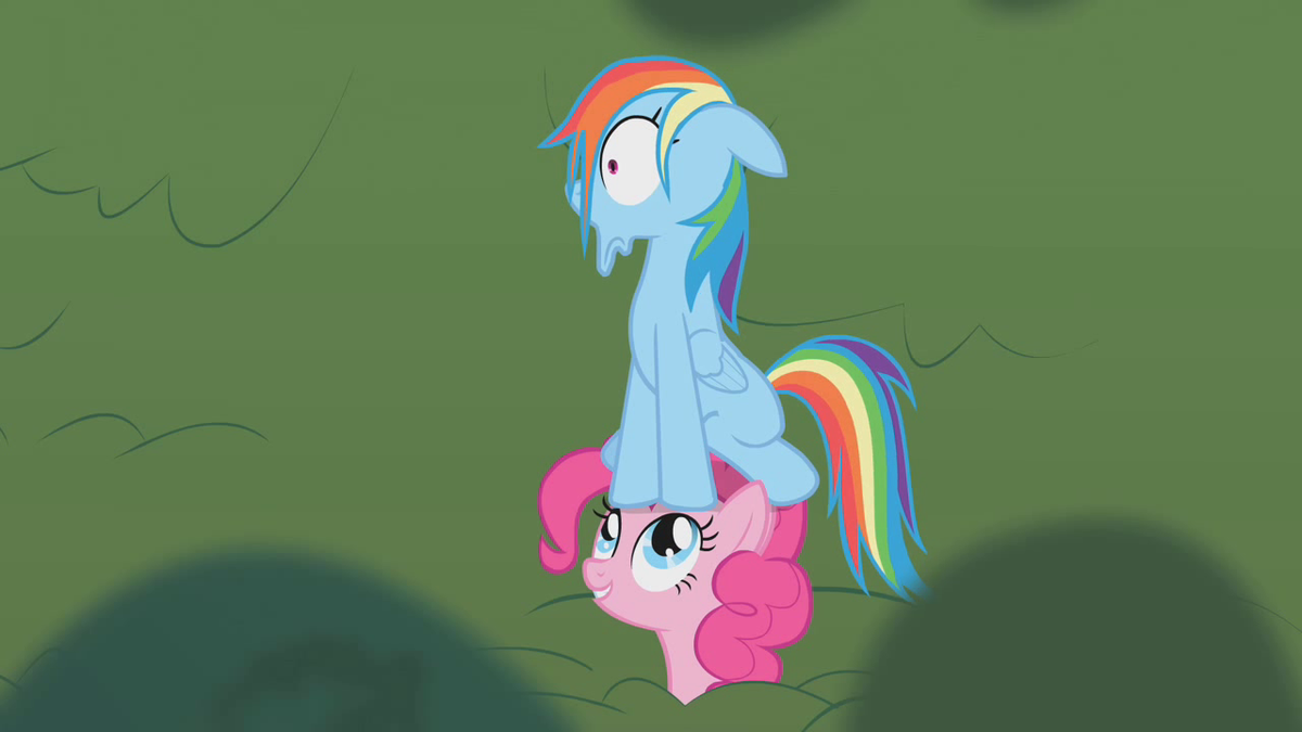 Pinkie Pie Rainbow Dash cartoon chase S0