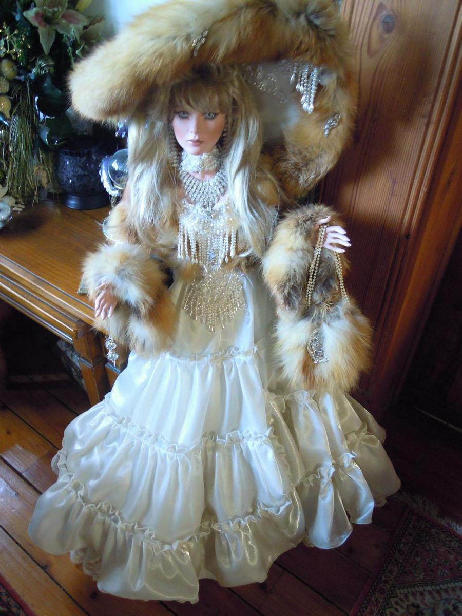 Rustie Doll Winterbraut2