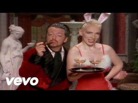 Youtube: Eurythmics, Annie Lennox, Dave Stewart - The King and Queen of America (Official Video)