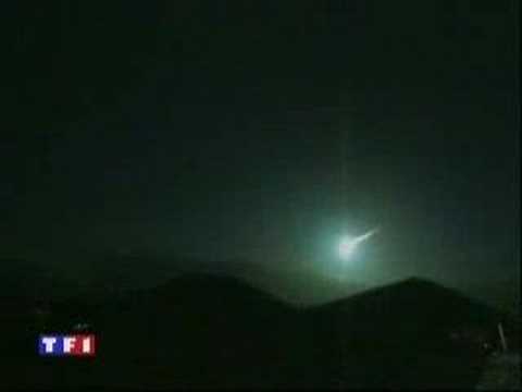 Youtube: Fireball meteor - Australia