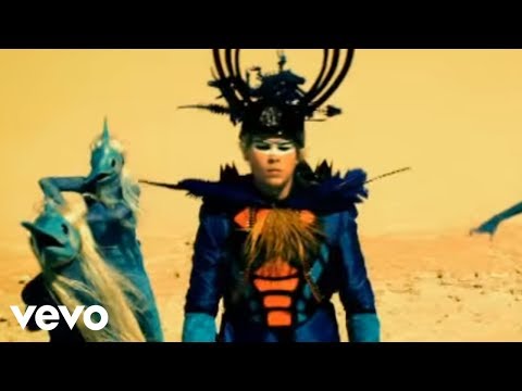 Youtube: Empire Of The Sun - Standing On The Shore (Official Video)