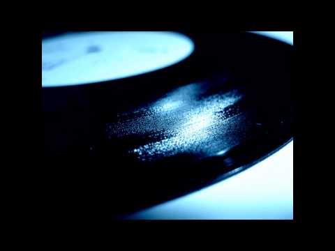 Youtube: Out of the ordinary -  Play it again (The los ninos mix) 1989