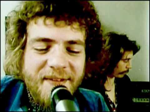 Youtube: stealers wheel - stuck in the middle with you (cover)