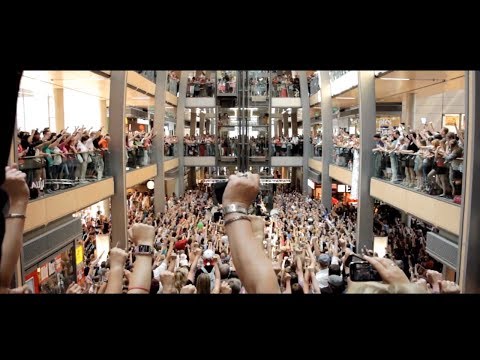Youtube: Hamburg Singt - Größter Flashmob Deutschlands (Official)