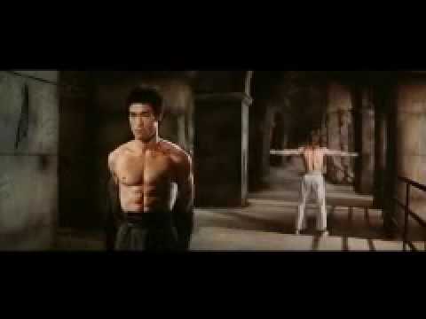 Youtube: Bruce Lee VS Chuck Norris FULL