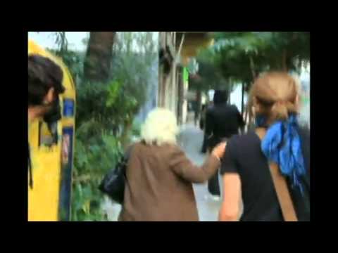 Youtube: Riot Granny (Και με τις κουκούλες και με τα ταγιέρ)