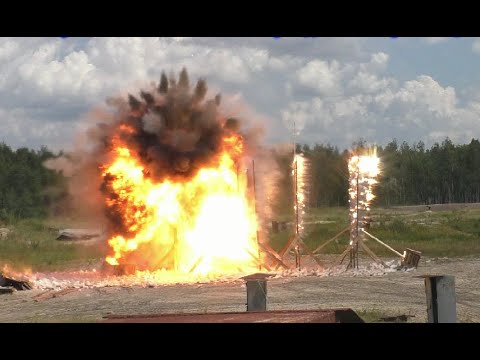 Youtube: 'MH17 crash' test simulation video: Il-86 plane cockpit hit with BUK missile