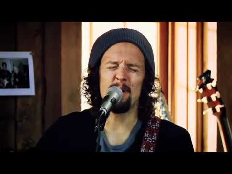 Youtube: Live From Daryl's House - So Close -
