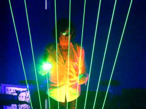 Youtube: Laserharp II Jean Michel Jarre