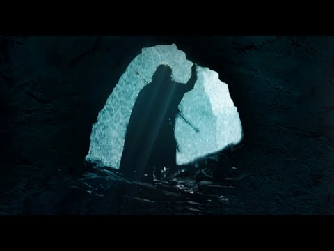 Youtube: The Hunt For Gollum - Short Film