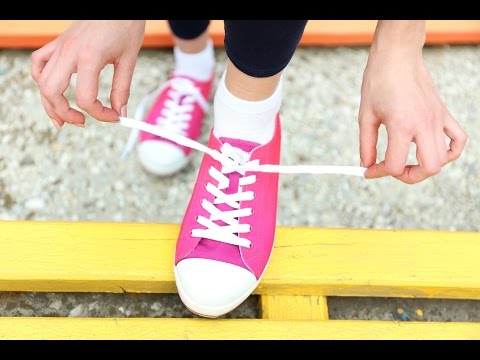 Youtube: How To Tie a Shoelace