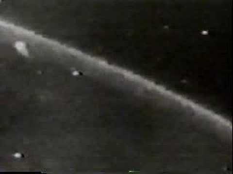 Youtube: Star Wars Defence Shoots at UFO In Orbit