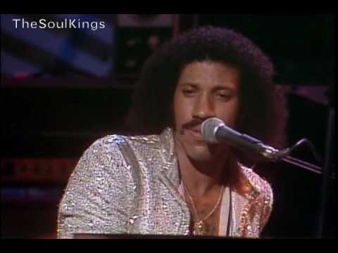 Youtube: Commodores - Three Times A Lady [Live]