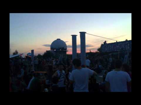 Youtube: Teufelsberg Radarstation Party Berlin 04.08.2012
