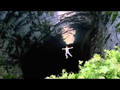 Youtube: Cueva de Las Golondrinas BBC