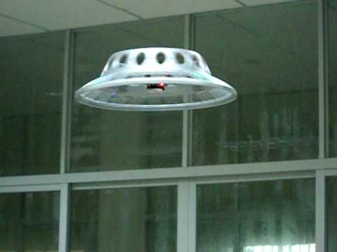 Youtube: Hobbyengine-RC UFO-3.avi