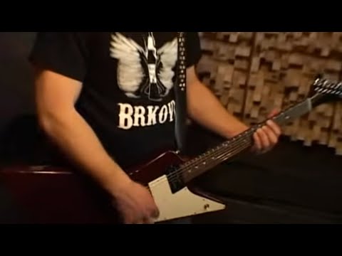 Youtube: Brkovi – Kurvo prokleta | Official Music Video