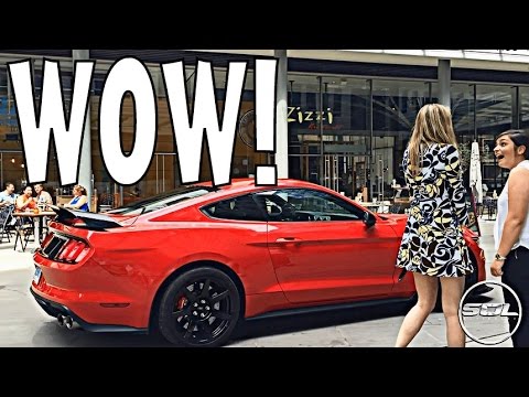 Youtube: 2015 SHELBY GT350R SCARES WOMEN!!