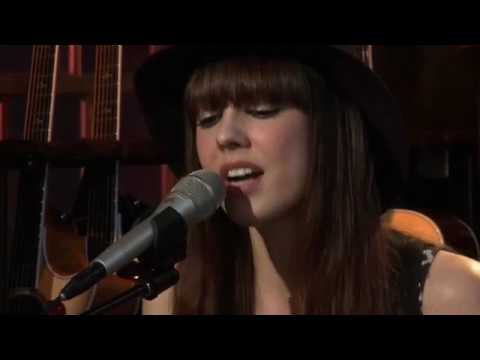 Youtube: "Nothing But A Miracle"- Diane Birch, Daryl Hall