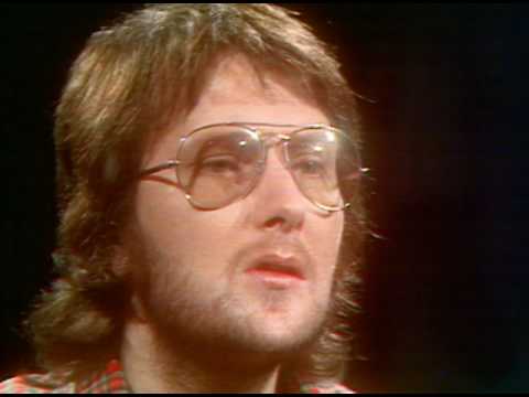 Youtube: Gerry Rafferty - Whatever's Written In Your Heart (Official Video)