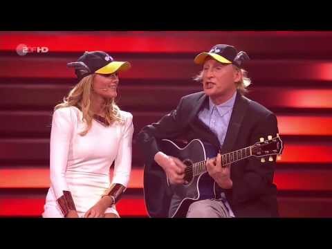 Youtube: Helene Fischer im Duett mit Otto Waalkes - Aber bitte mit Sahne - Udo Jürgens Cover - Show ZDF HD