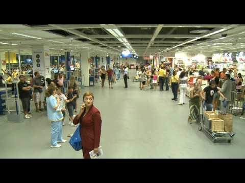 Youtube: Dance Marketing en IKEA MADRID ver ABBA_MAMMA MIA