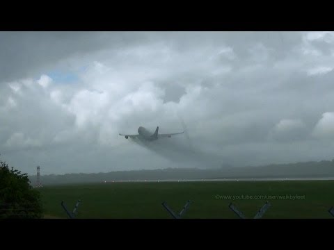 Youtube: Heavy plane in heavy rain / Takeoff of Silk Way Airlines Boeing 747 4K-SW888 at Hamburg Airport