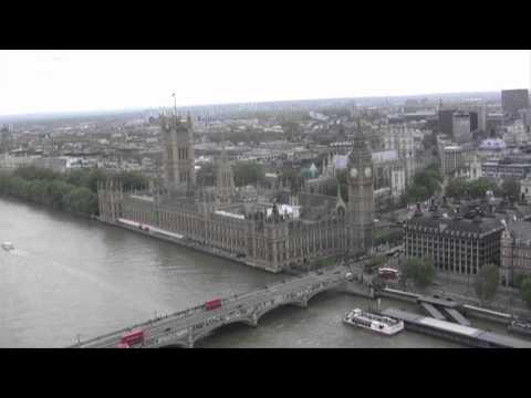 Youtube: William and Kate Royal Wedding UFO Sighting or Royal Air Corp Fly over Westminster Abby